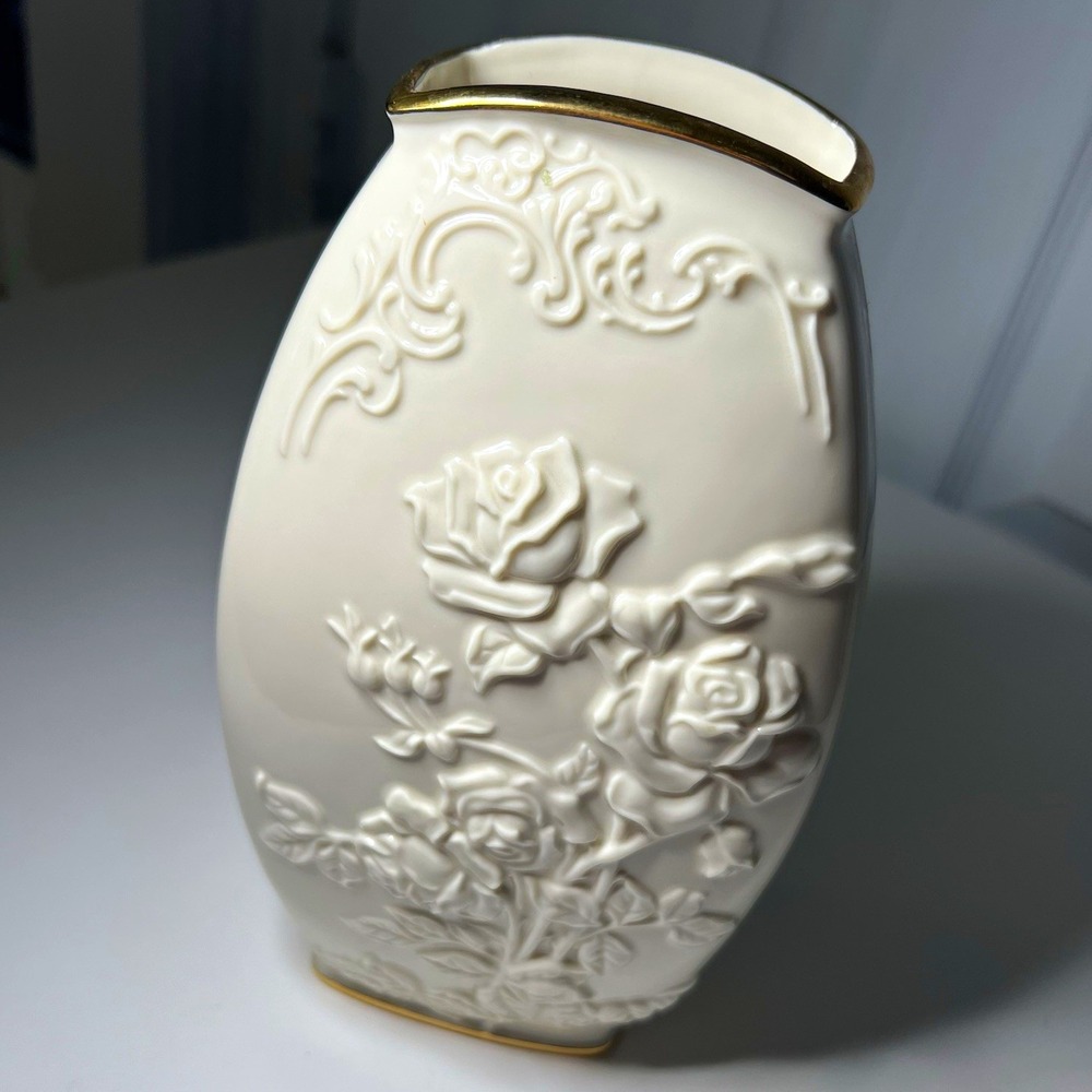 Vintage Lenox 8" Ivory Fine Porcelain Sculptural Rose Vase Embossed Gold Trim